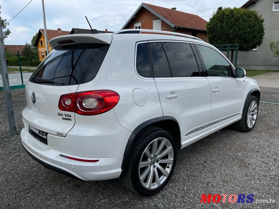 2011' Volkswagen Tiguan 2,0 Tdi photo #5