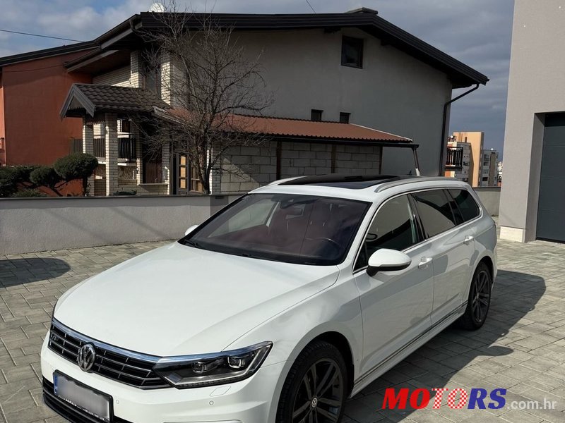 2018' Volkswagen Passat Variant photo #4