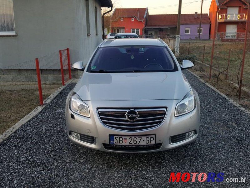 2011' Opel Insignia Karavan photo #1