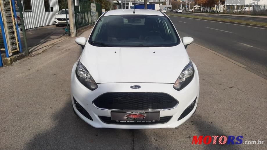 2016' Ford Fiesta photo #2