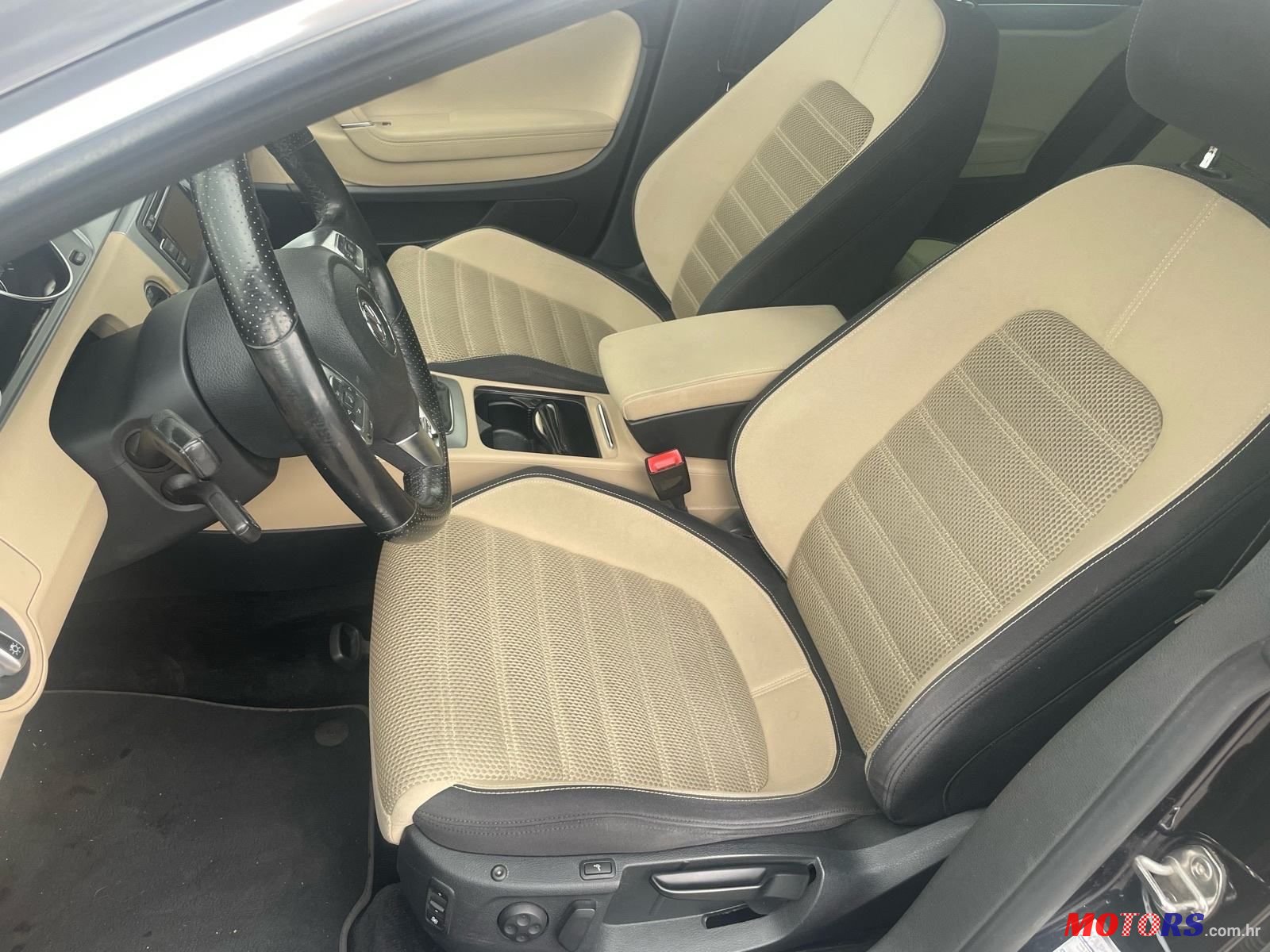 2013' Volkswagen Passat 2,0 Tdi Bmt photo #5