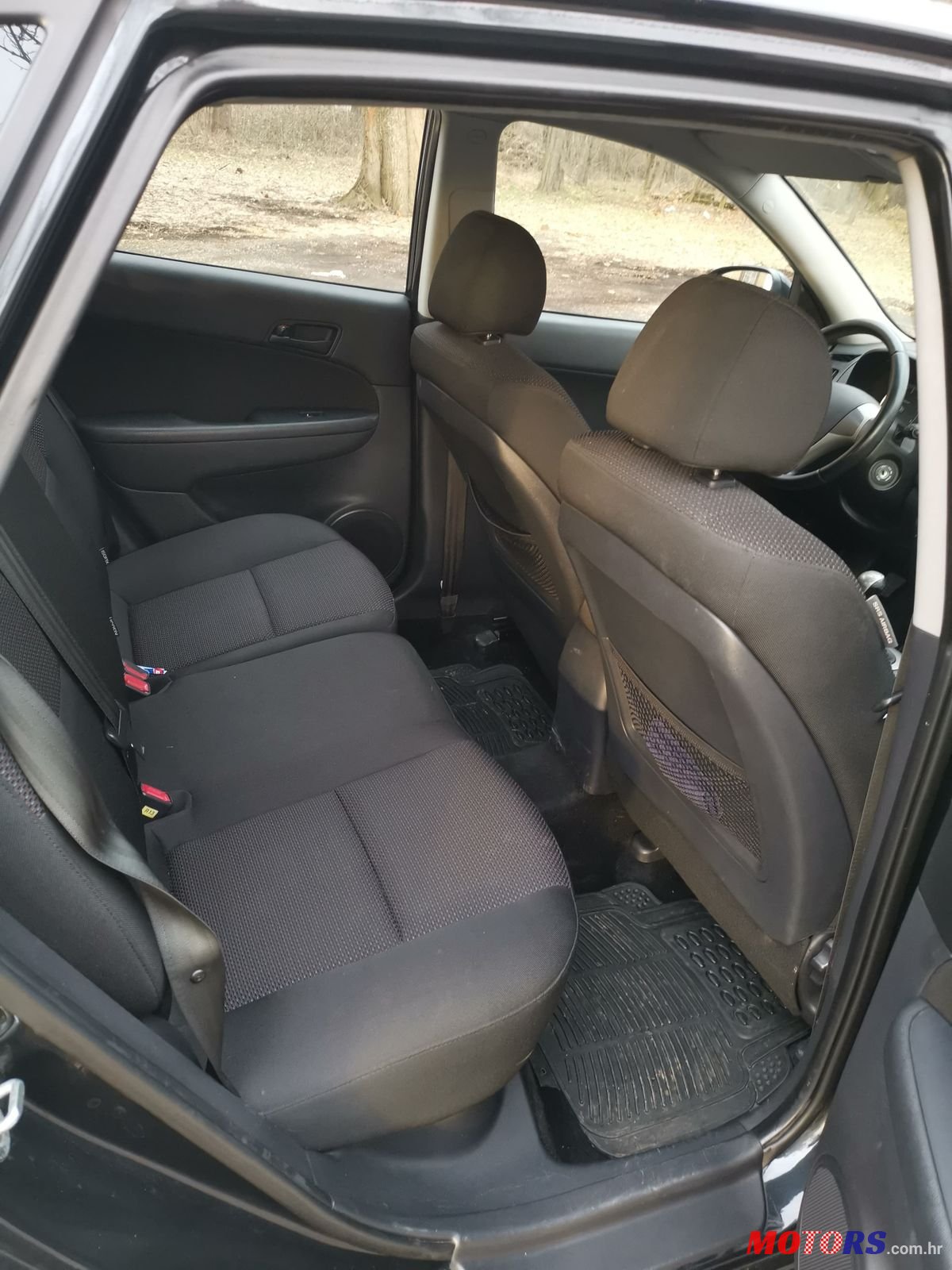 2009' Hyundai i30 Cdri photo #4