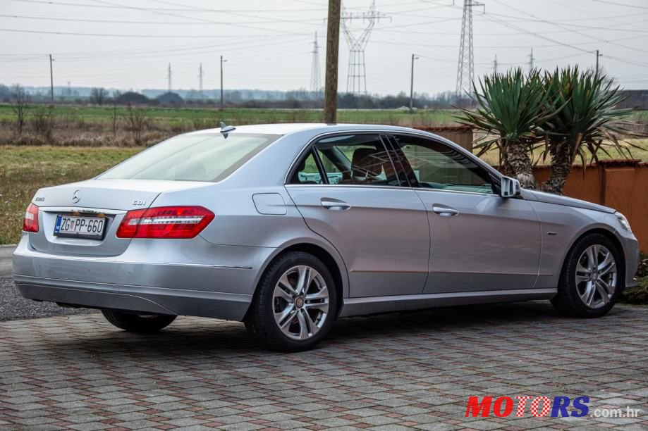 2009' Mercedes-Benz E-Klasa 220 Cdi photo #6