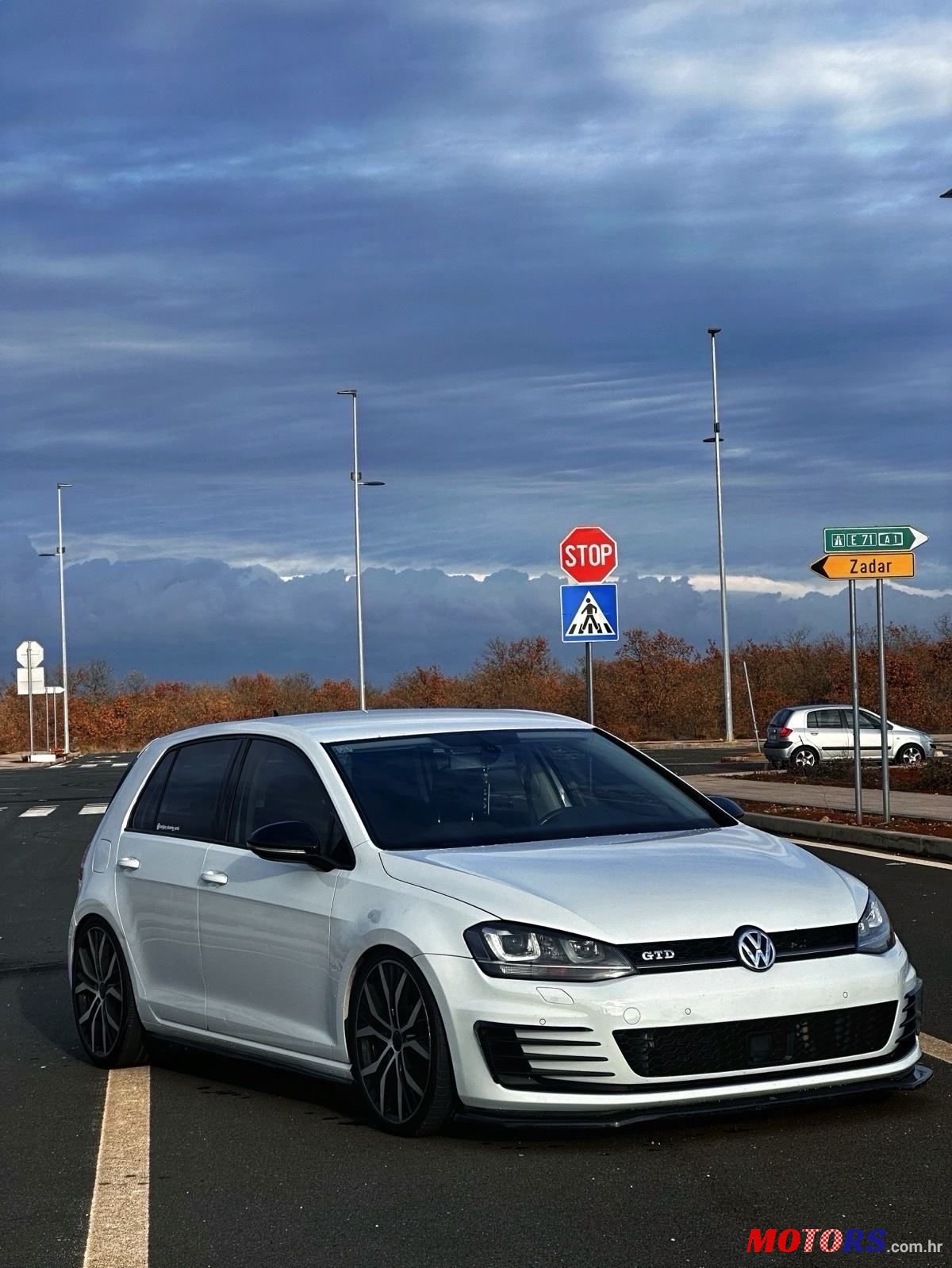 2014' Volkswagen Golf VII 1,6 Tdi photo #3
