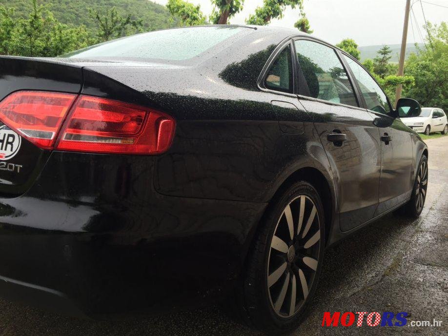 2009' Audi A4 2,0 Tfsi photo #2