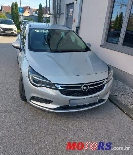 2018' Opel Astra Karavan photo #1