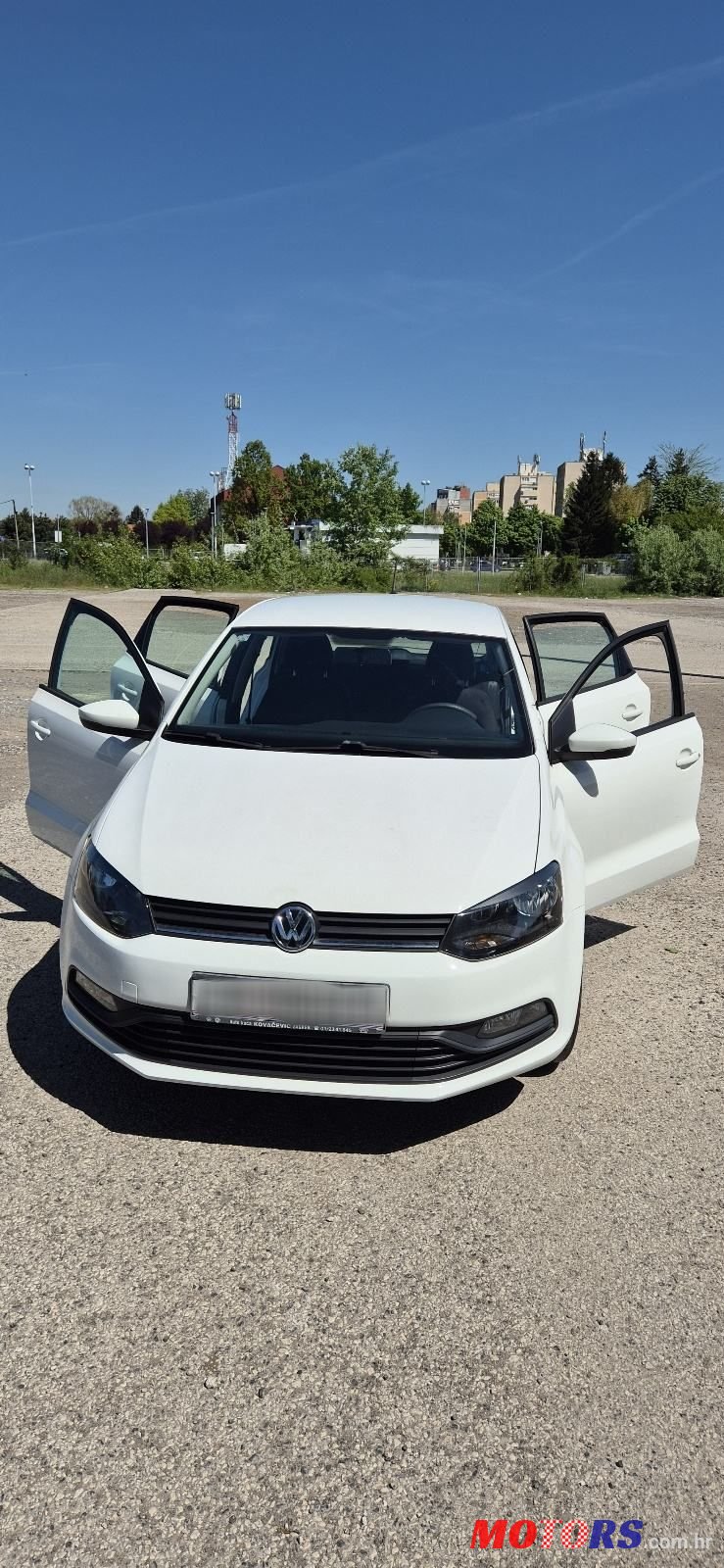 2015' Volkswagen Polo 1,4 Tdi photo #3