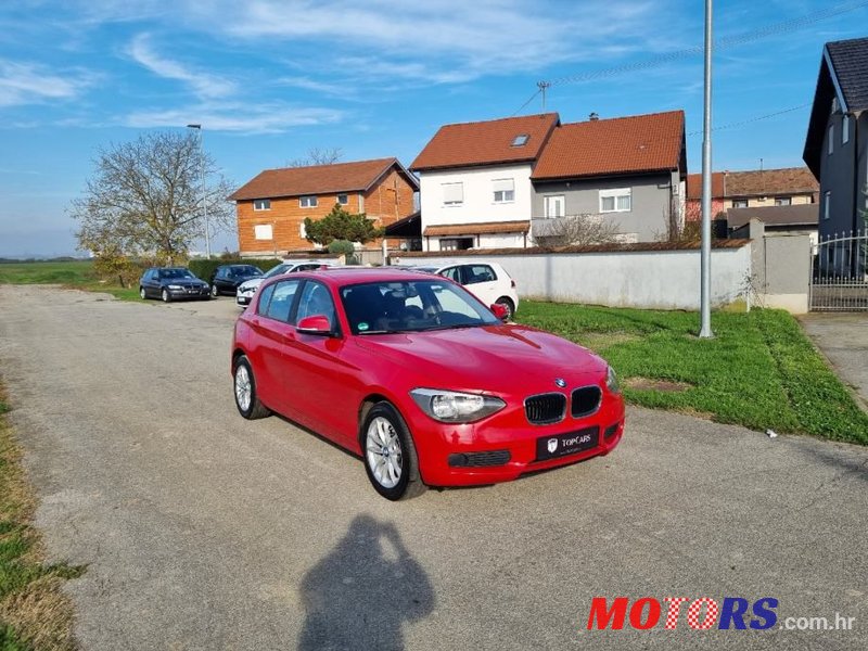 2014' BMW Serija 1 118D photo #1