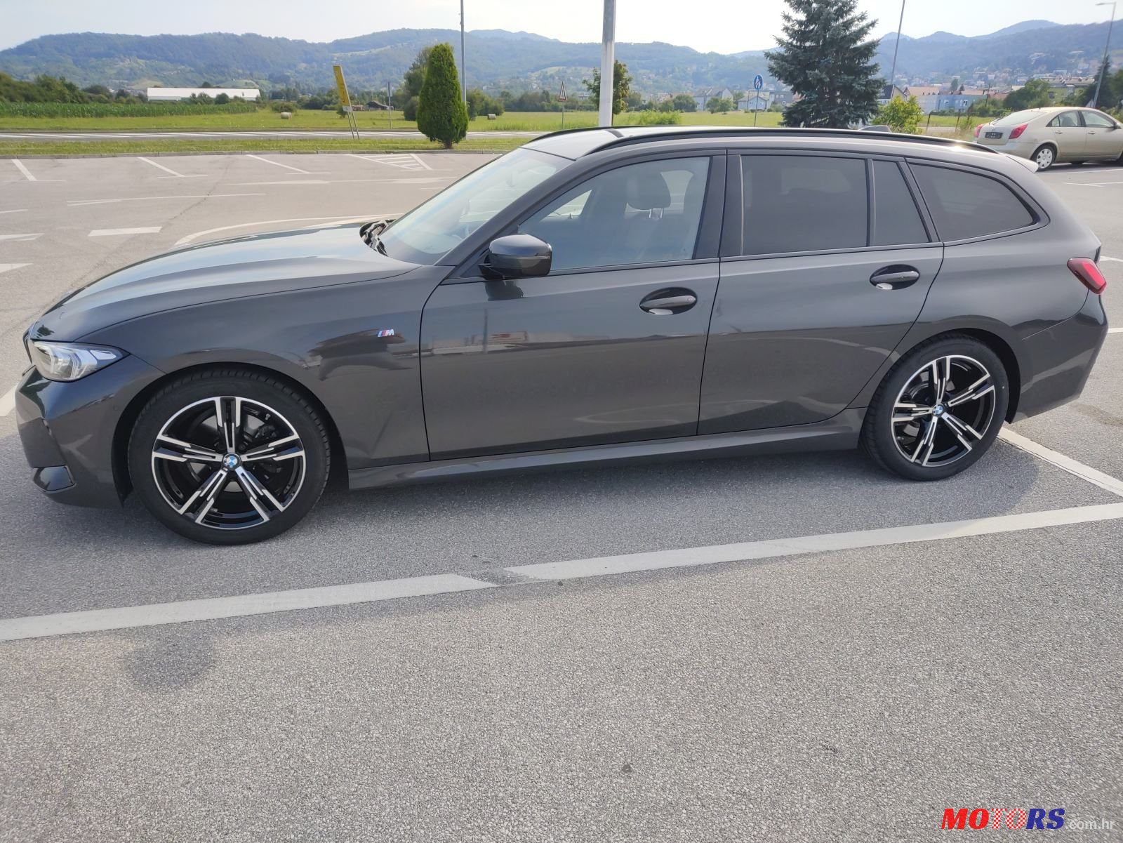 2022' BMW Serija 3 320D photo #3