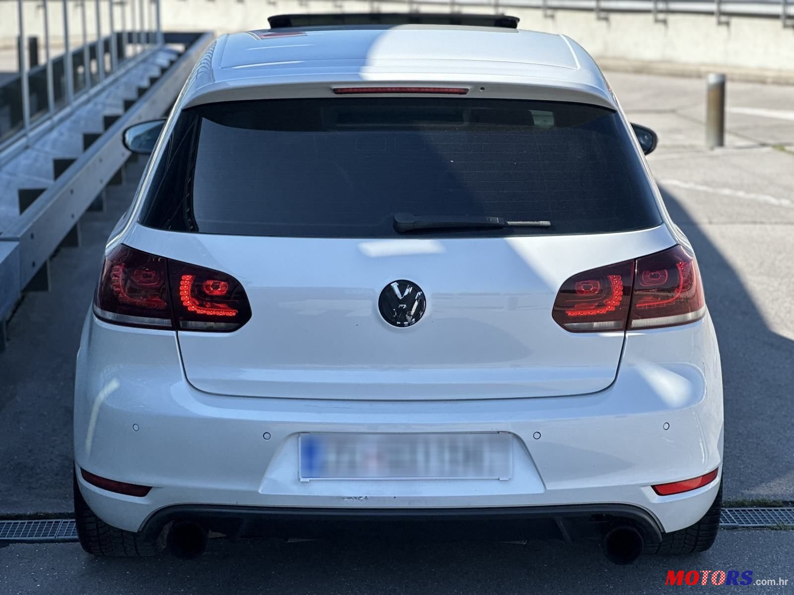 2011' Volkswagen Golf VI 2,0 Tsi photo #5