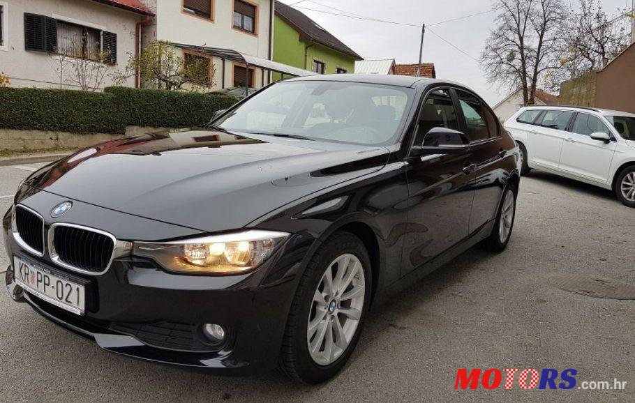 2014' BMW Serija 3 318D photo #3