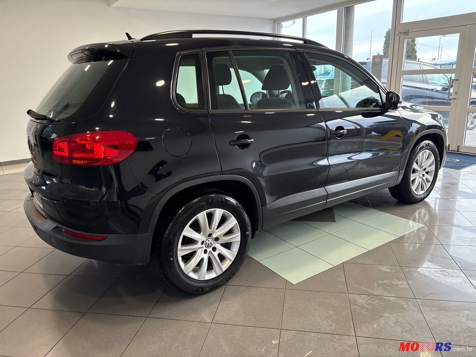 2014' Volkswagen Tiguan photo #6