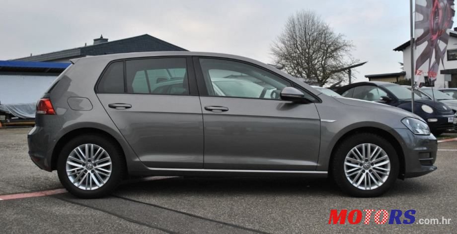 2014' Volkswagen Golf 7 photo #6