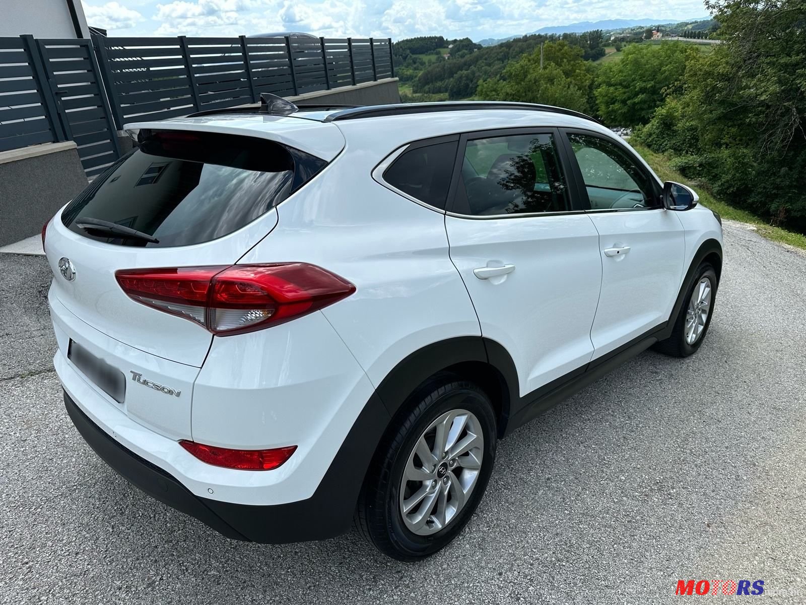 2015' Hyundai Tucson 1.7 Crdi photo #3