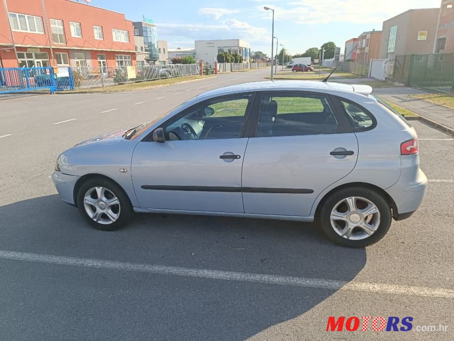 2006' SEAT Ibiza photo #2