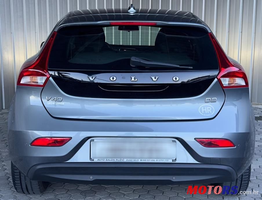 2018' Volvo V40 D2 photo #5