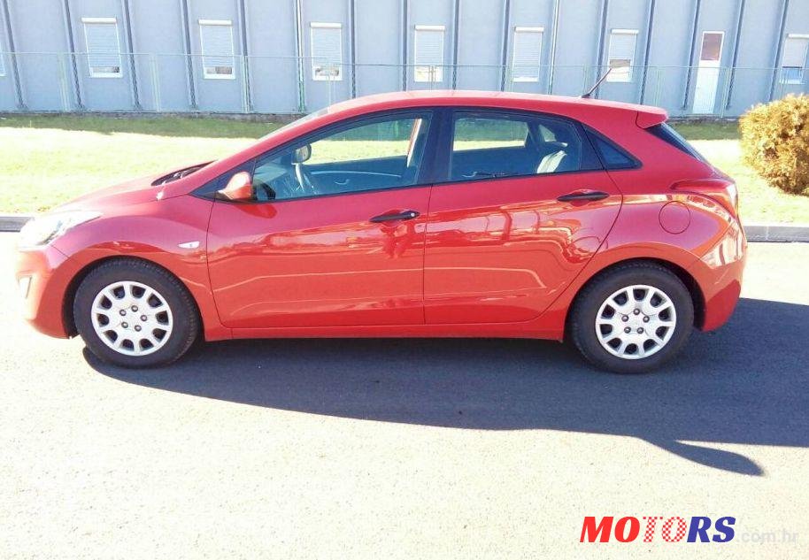 2013' Hyundai I30 1,4 Crdi photo #1