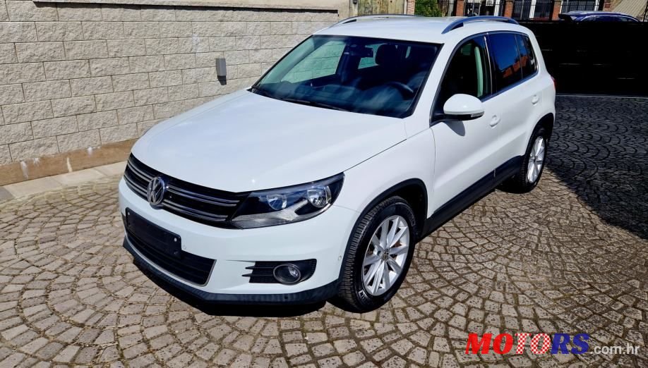 2014' Volkswagen Tiguan photo #2
