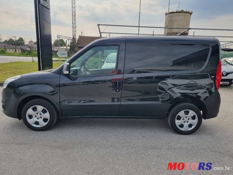 2016' Opel Combo 1.3 Cdti photo #4