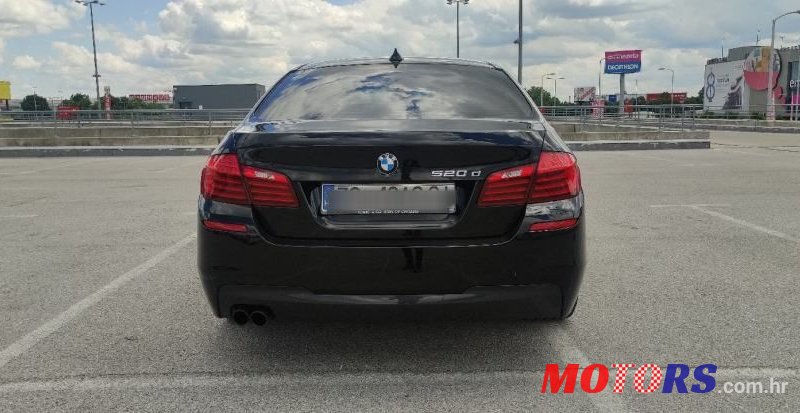 2015' BMW Serija 5 520D All-In-5M photo #2