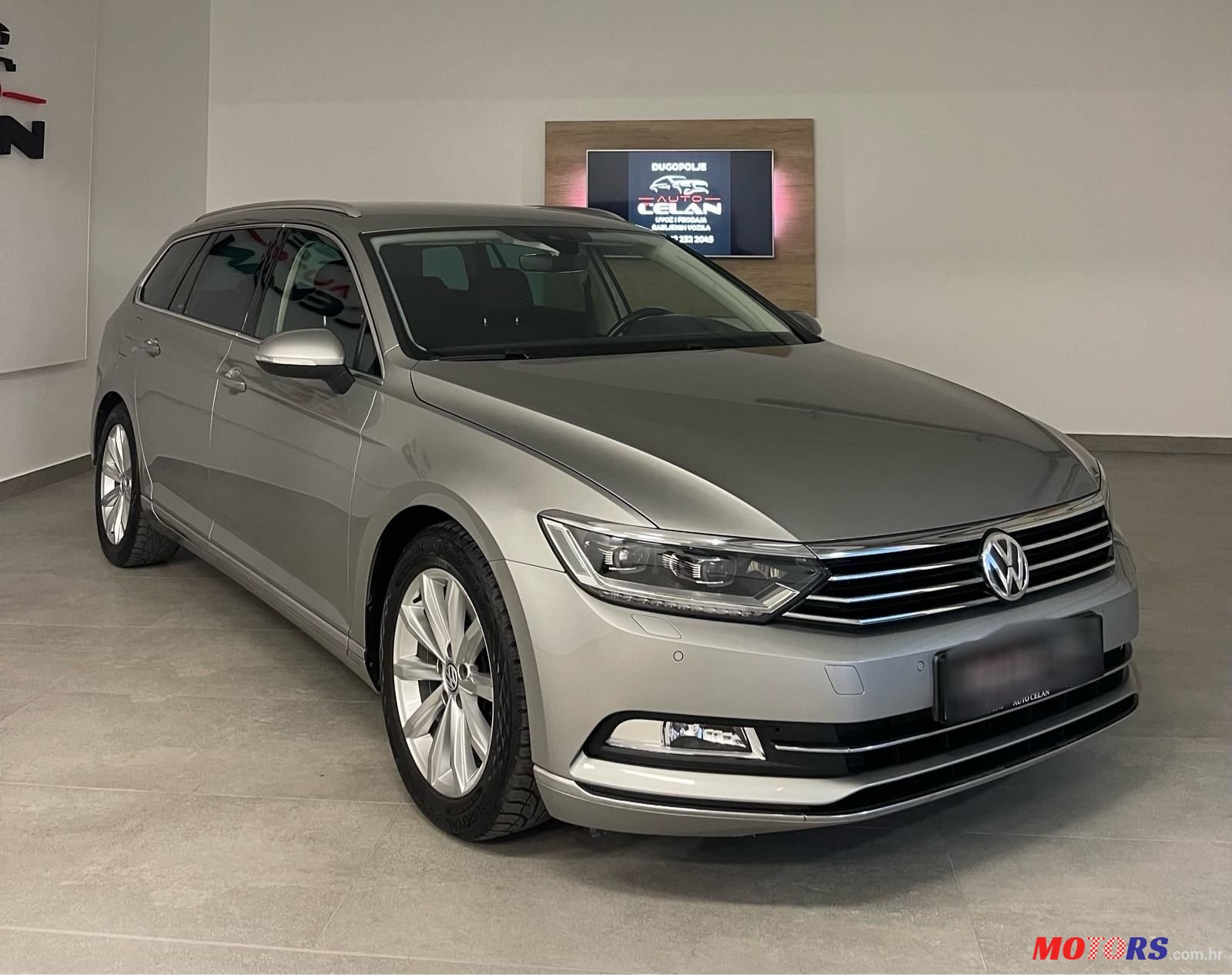 2016' Volkswagen Passat Variant photo #6