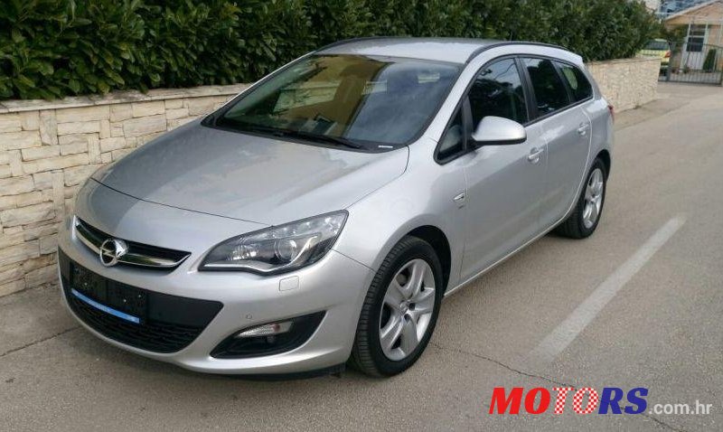 2014' Opel Astra Karavan Sports 1,6 Cdti photo #1