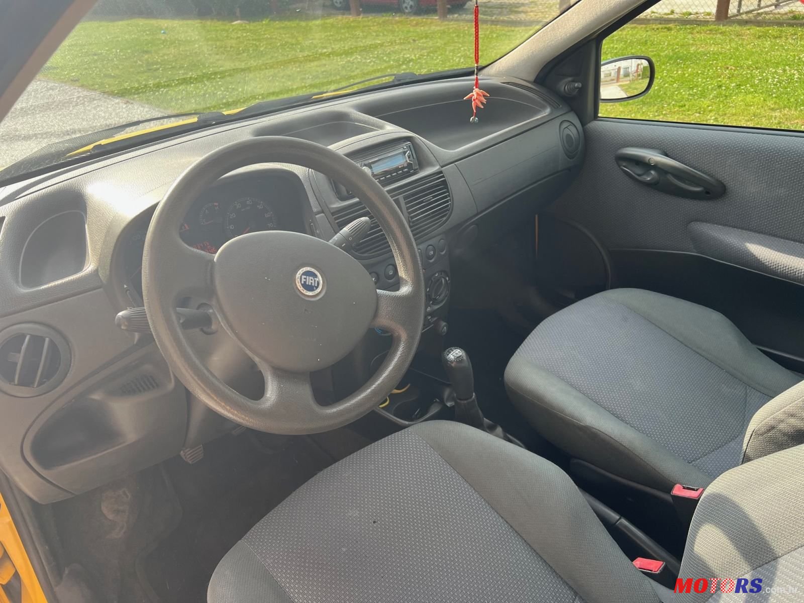 2004' Fiat Punto photo #5