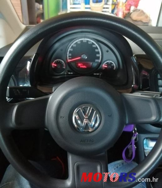 2014' Volkswagen Up! 1,0 Up! photo #2