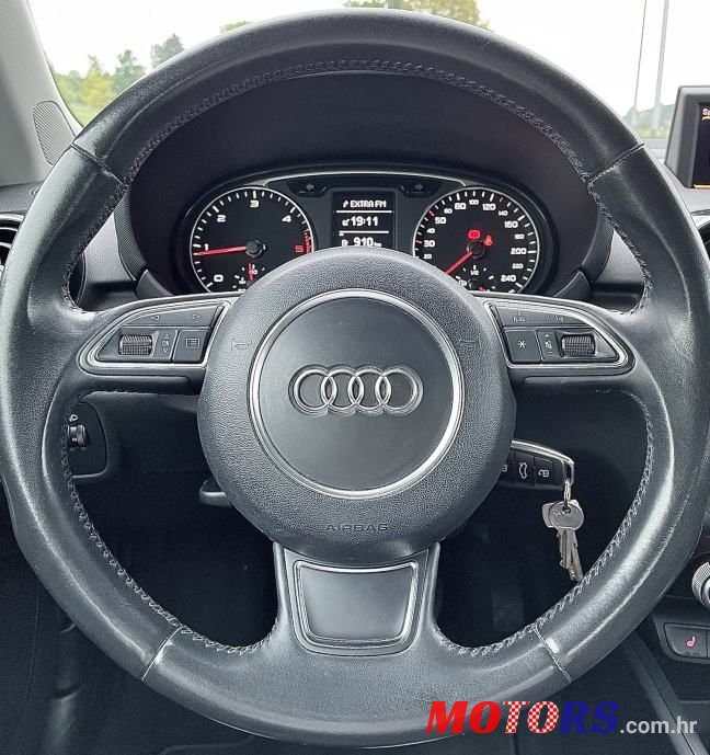 2014' Audi A1 photo #6