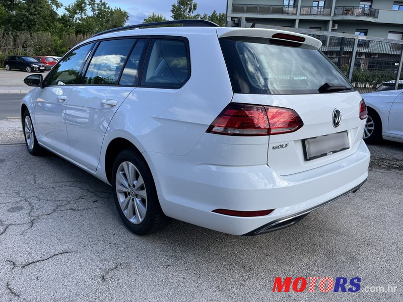 2020' Volkswagen Golf VII Variant photo #5