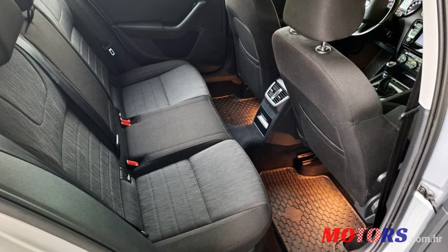 2017' Skoda Octavia Combi photo #6