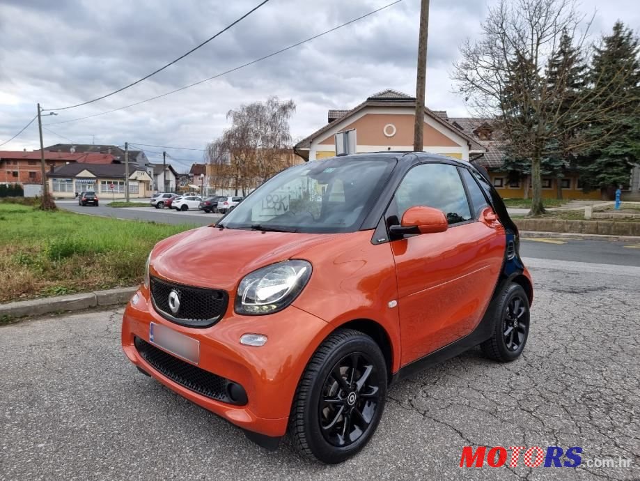 2018' Smart Fortwo photo #1