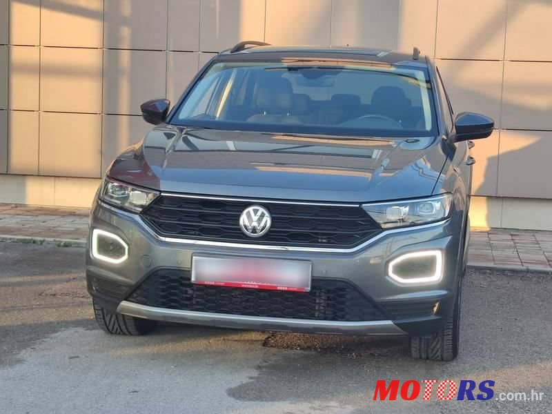 2019' Volkswagen T-Roc 1,6 Tdi photo #4