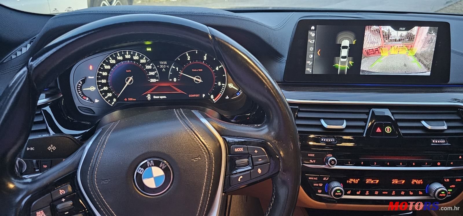 2017' BMW Serija 5 520D photo #4