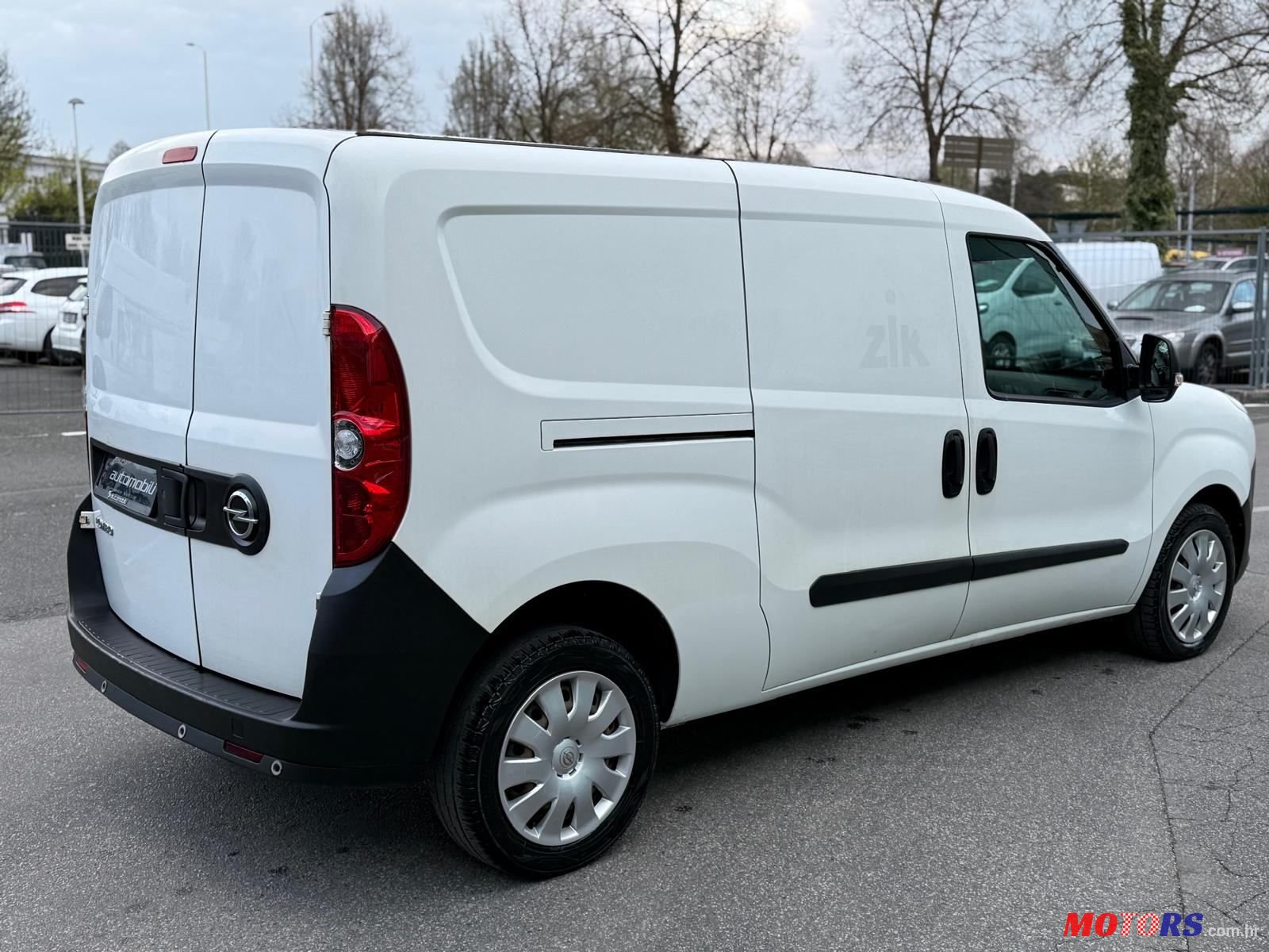 2018' Opel Combo 1.3 Cdti photo #6