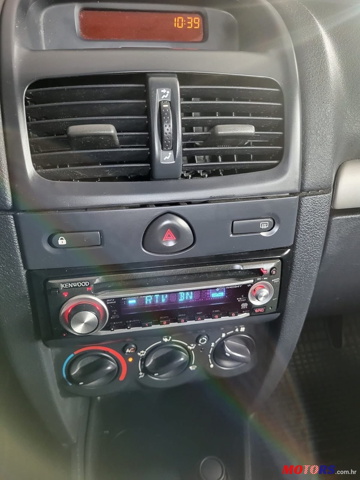 2006' Renault Clio 1,2 16V photo #5