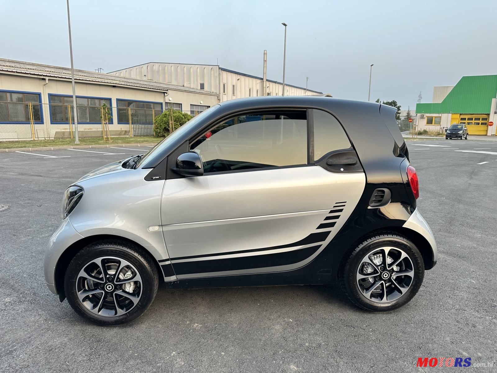 2015' Smart Fortwo 0.9 Turbo Limited photo #4