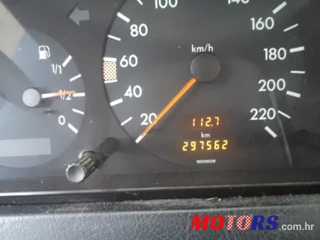 1994' Mercedes-Benz C-Klasa 220 D Classic photo #6