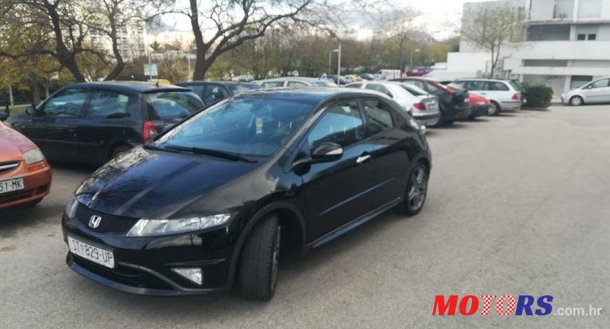 2011' Honda Civic 1,8 Es photo #1