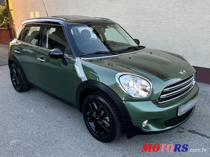 2015' MINI Countryman Cooper D photo #6