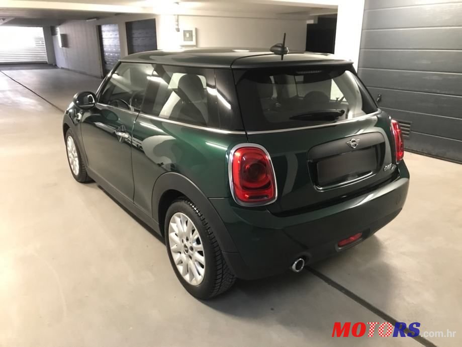 2018' MINI One D photo #4