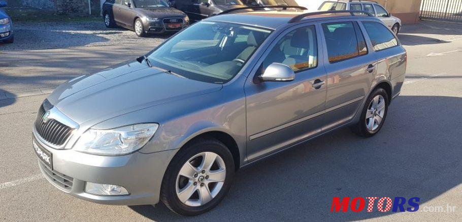 2013' Skoda Octavia Combi 1,6 Tdi photo #1