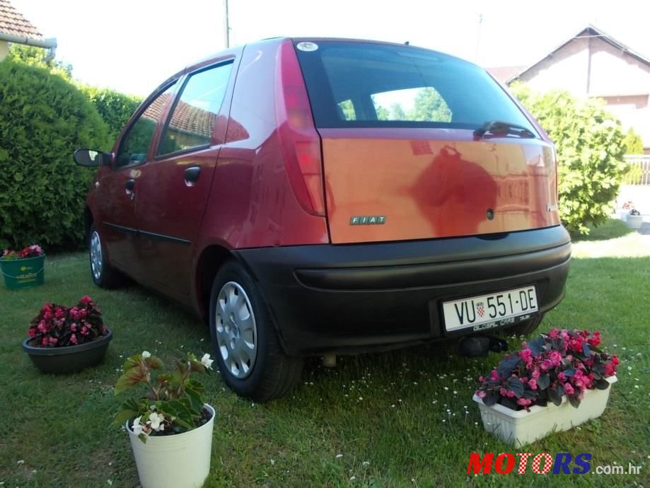 2003' Fiat Punto 1,2 photo #1