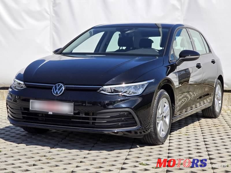 2020' Volkswagen Golf VIII 1,5 Tsi photo #1