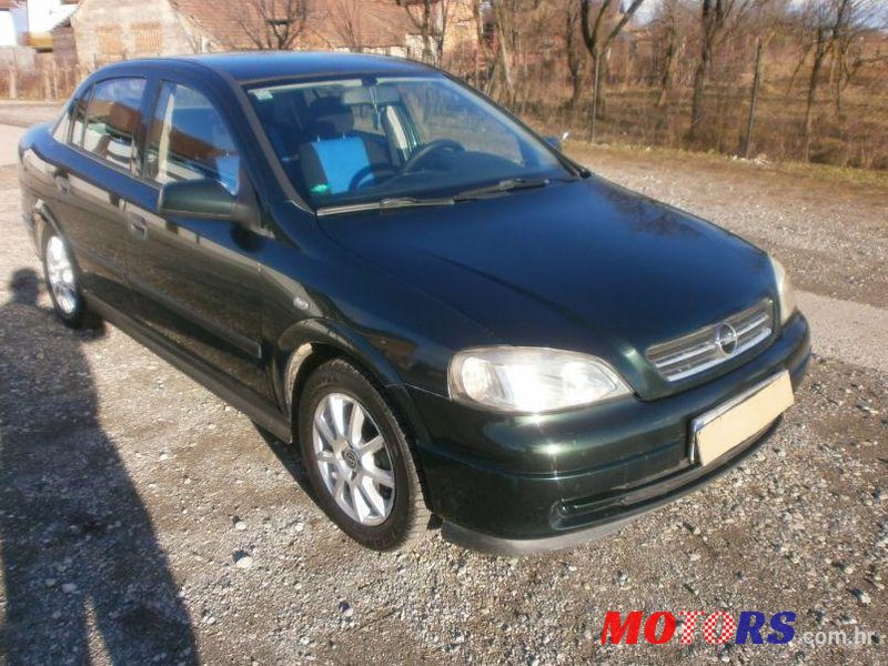 1998' Opel Astra 1,6 Gl photo #1