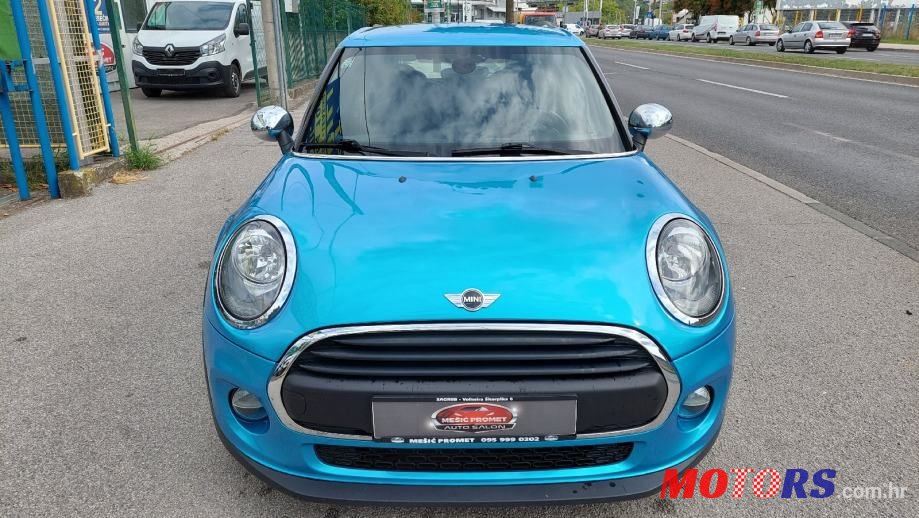 2015' MINI One D photo #2