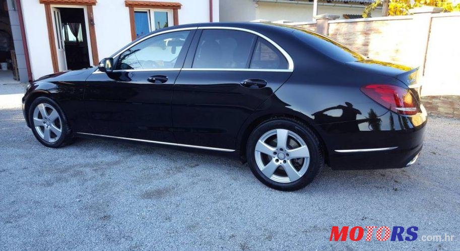 2015' Mercedes-Benz C-Klasa photo #1