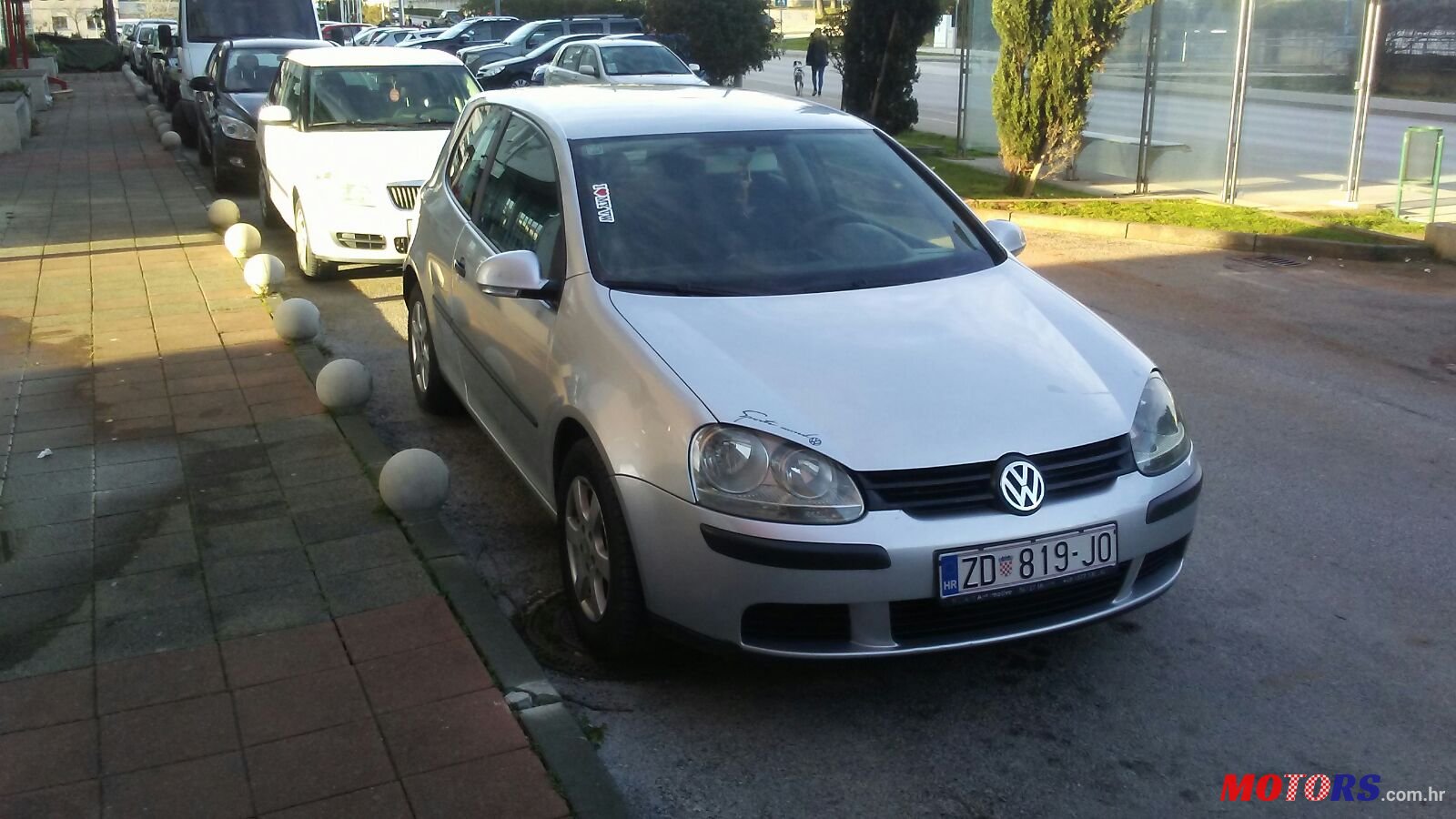 2004' Volkswagen Golf V photo #2