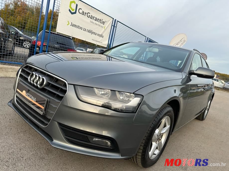 2012' Audi A4 Avant photo #2