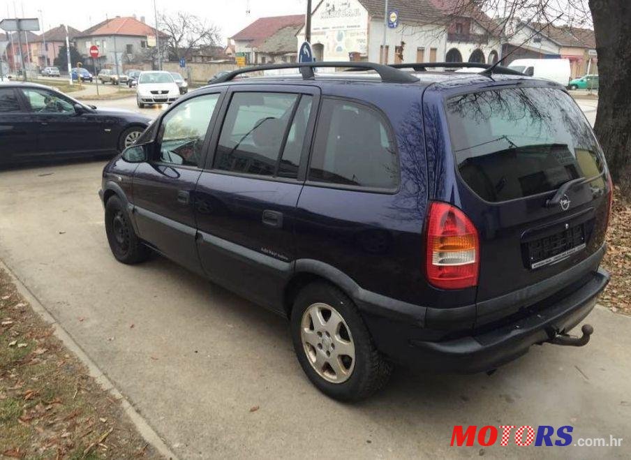 2001' Opel Zafira 2,0 Dth photo #2